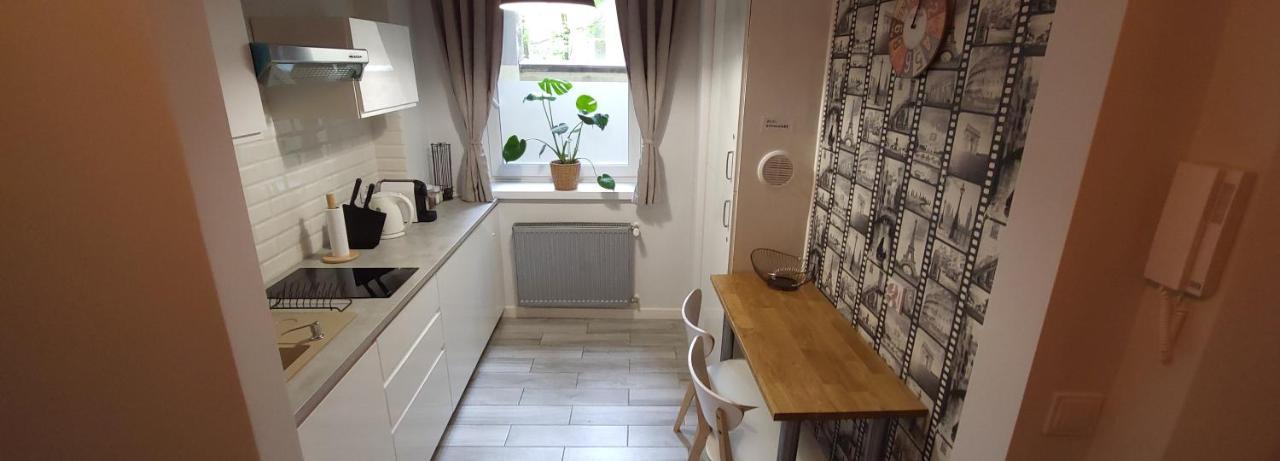 Апартаменты Apartament Antresola Drzewna Зелёна-Гура Экстерьер фото